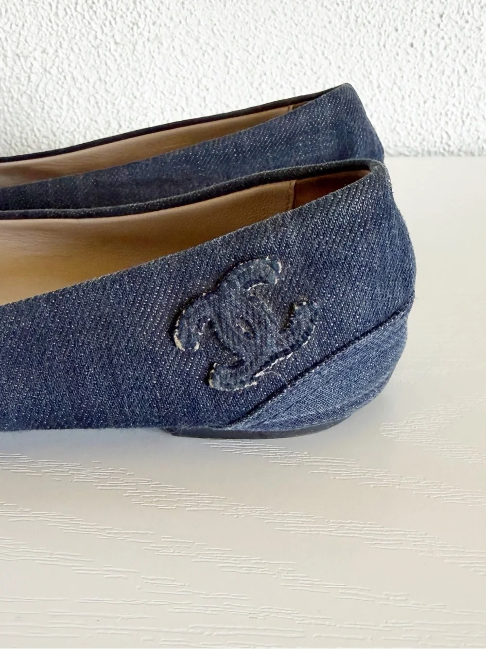 Chanel Denim Cap Toe Ballet Flats Interlocking CC Logo Size EU 37